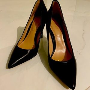women black heel size 7